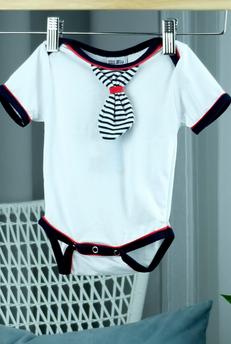 White infant bodysuit with tie (0191-2) zdjęcie 1