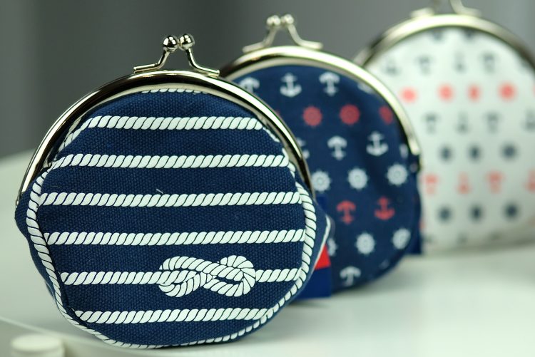 Purse in navy blue with white stripes with nautical knot (0319-5) zdjęcie 3
