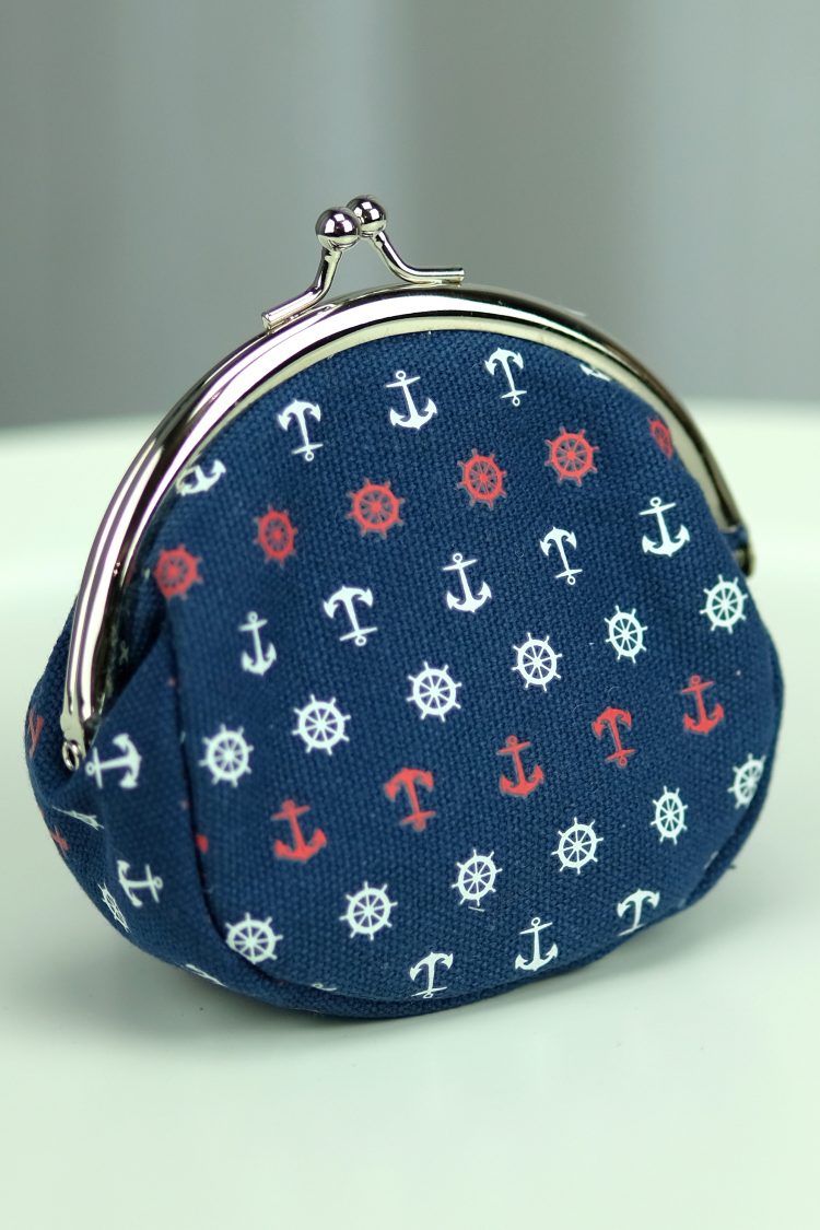 Purse in navy blue with black and white anchors and steering wheels (0319-7) zdjęcie 1