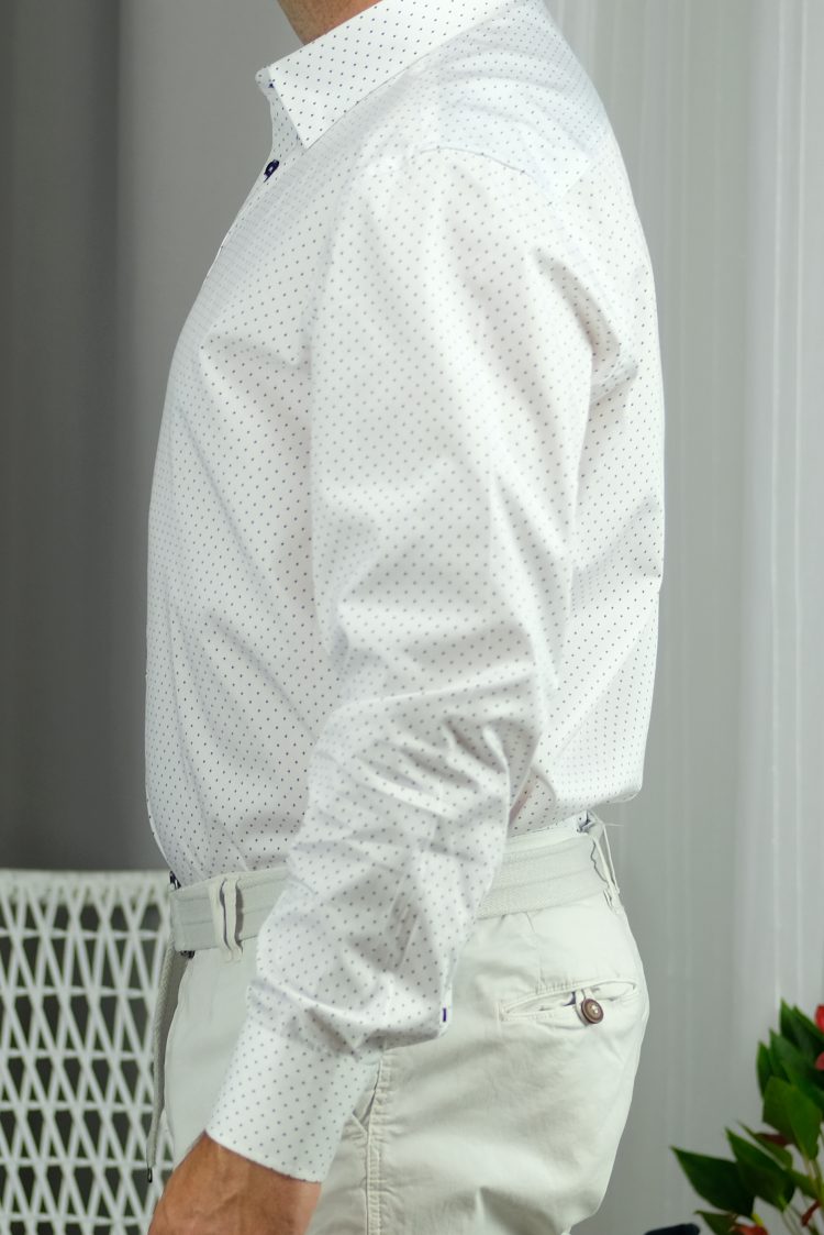 Biała koszula w delikatne kropki z długim rękawem (0690-2) zdjęcie 4
