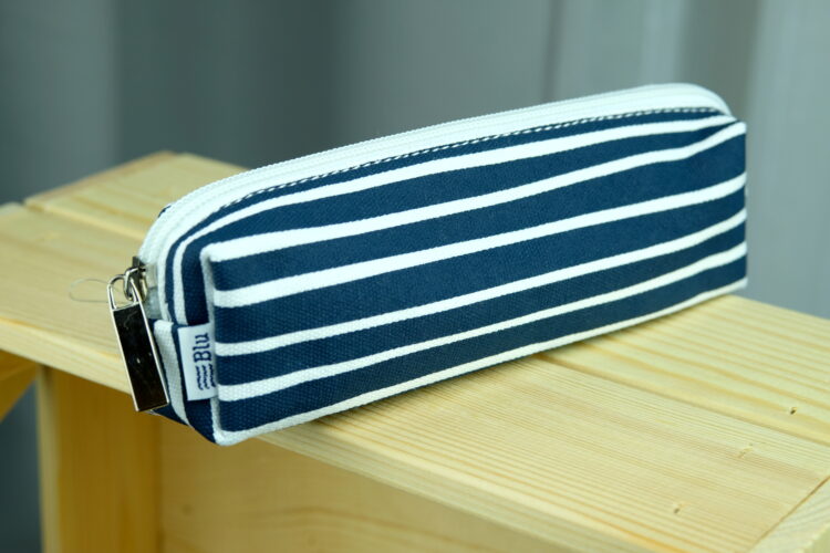 Blue and white striped case (0320-11) zdjęcie 3