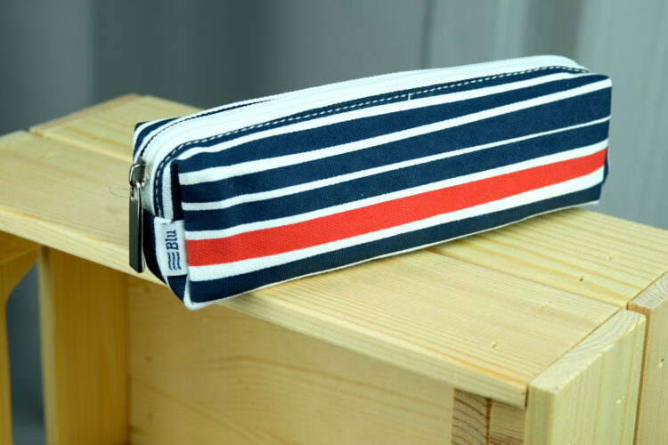Case with white and navy blue stripes (0320-13) zdjęcie 3