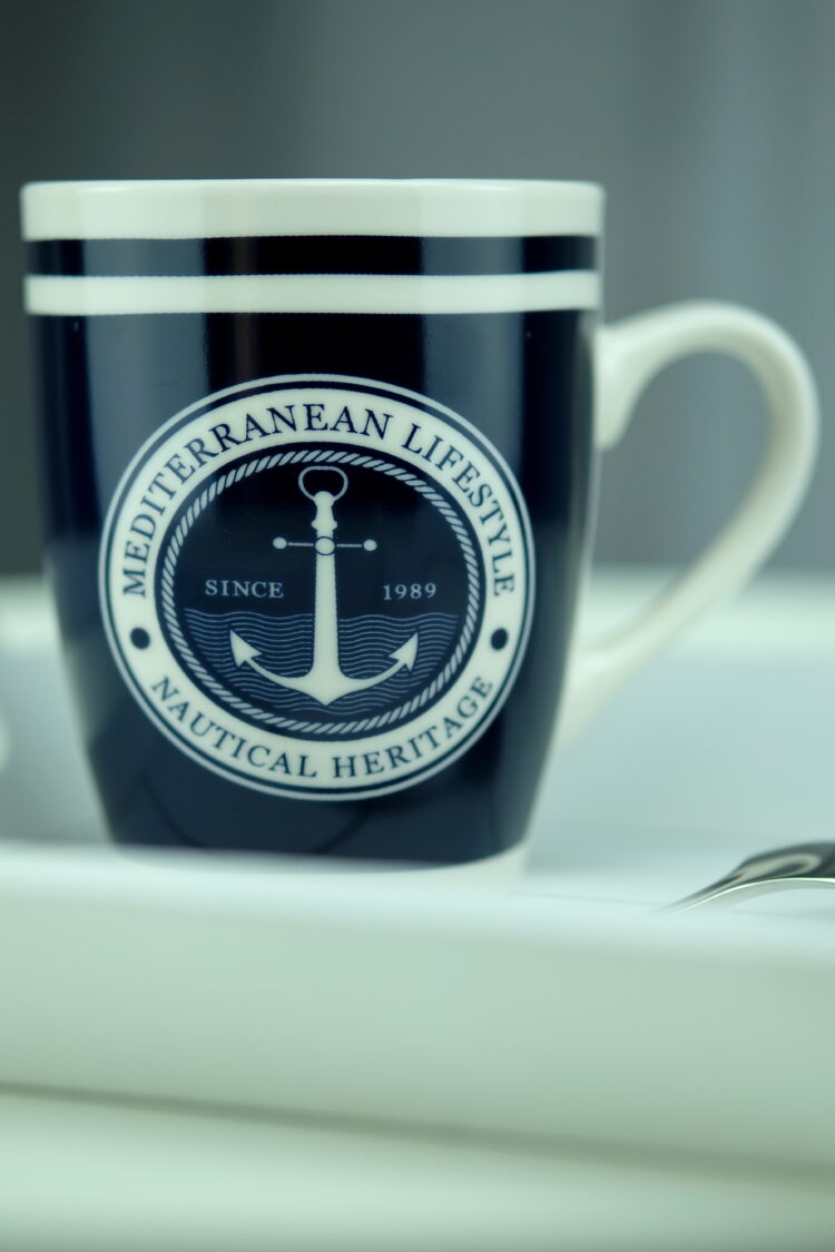 Porcelain mug with captain's graphic (0730-6) zdjęcie 6