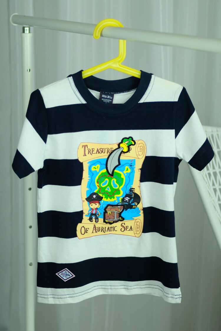 Children's t-shirt with pirate appliqué (0197-1) zdjęcie 4