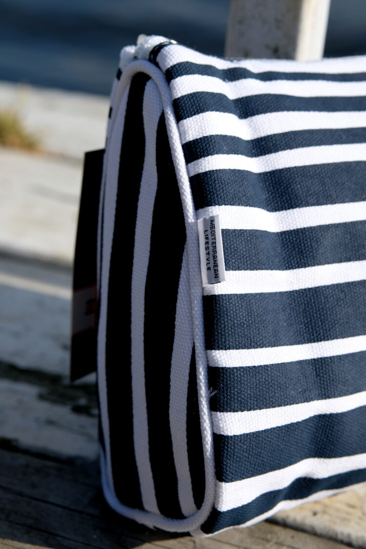 Cosmetic bag with white and navy stripes (0317-11) zdjęcie 2