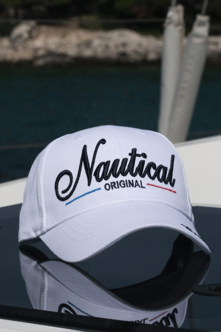Biała czapka z daszkiem Nautical 3D (0475-2) zdjęcie 1