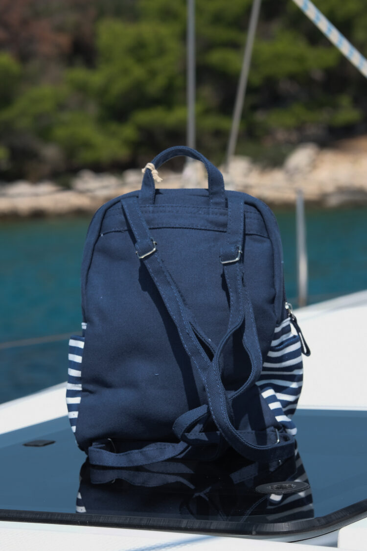 Small navy blue backpack with anchor (0358-1) zdjęcie 2