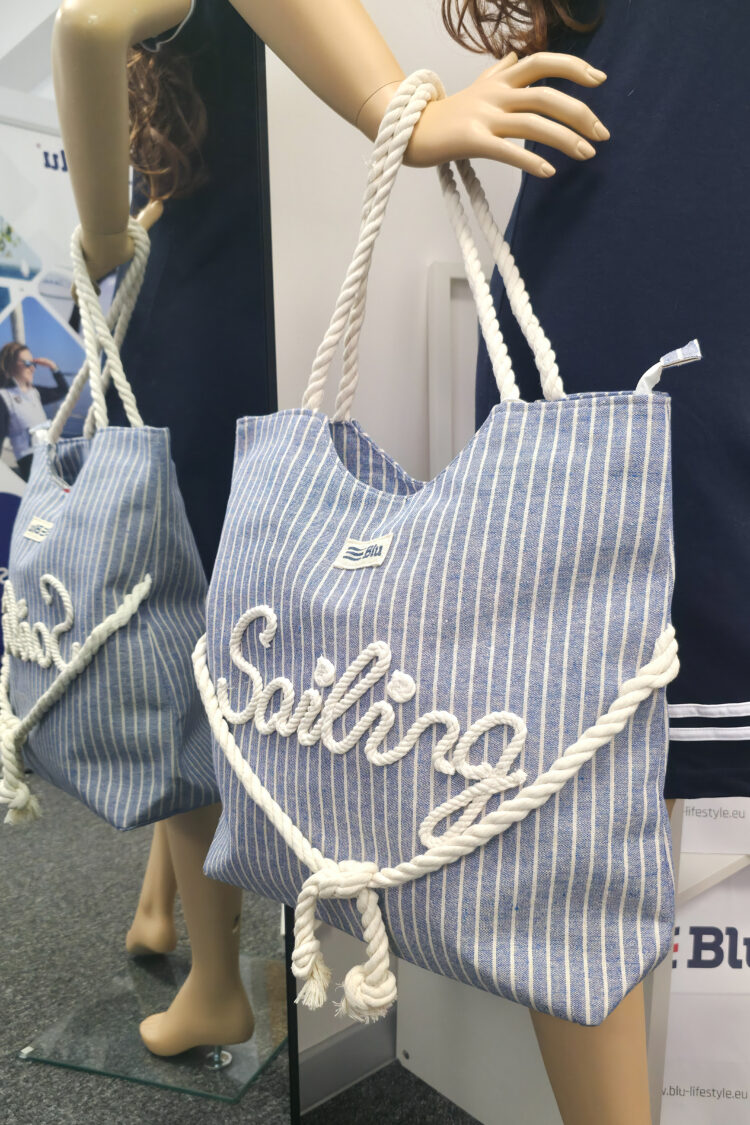 Materiałowa torba damska SAILING – jasnoniebieska BLU (0354-1) zdjęcie 3